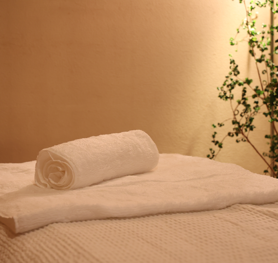 店内　施術ベッドアップ